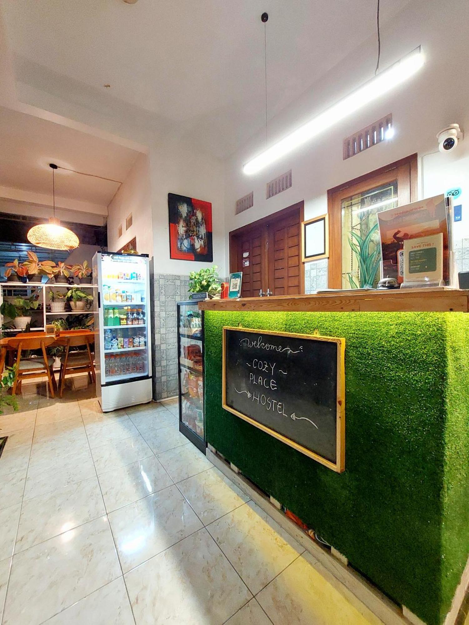 Room Ijen Hostel Banyuwangi  Exterior photo